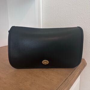 1999 Vintage COACH Convertible Clutch 9635 Black Leather No strap no hangtag